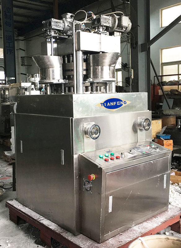 고압 로터리 태블릿 프레스 기계 5.5kW 4L 모터와 100KN 최대 압력