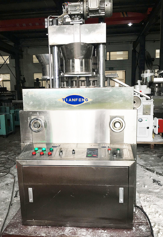 고압 로터리 태블릿 프레스 기계 5.5kW 4L 모터와 100KN 최대 압력